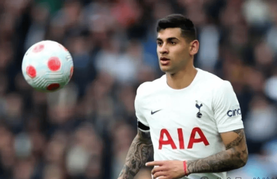 切尔西主场大胜，哈维·巴恩斯临门一脚