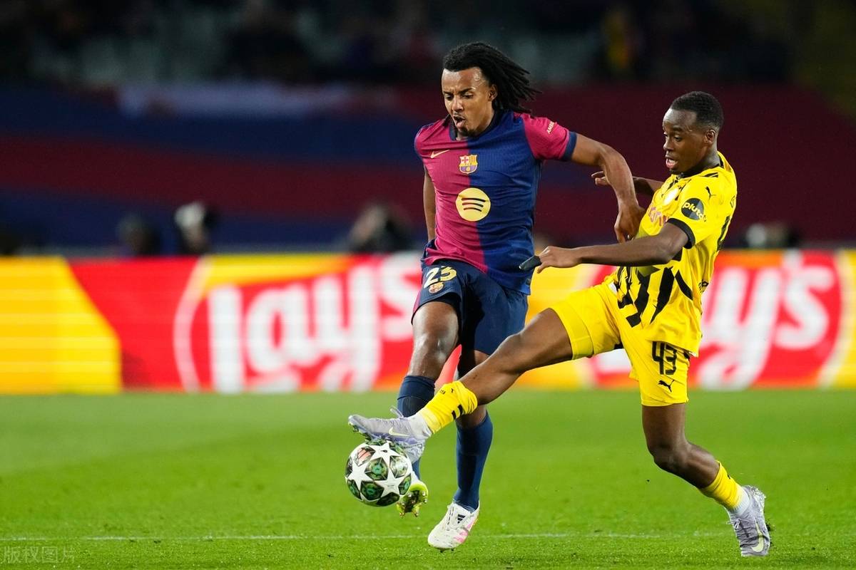 关于莱万多夫斯基关键节点精彩发挥，加拿大队带队取胜！的信息