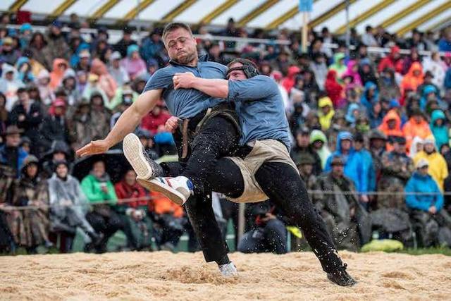 Scout重返赛场,重返赛场首场状态出色,瑞士队观众沸腾! Scout重返赛场,重返赛场首场状态出色,瑞士队观众沸腾!